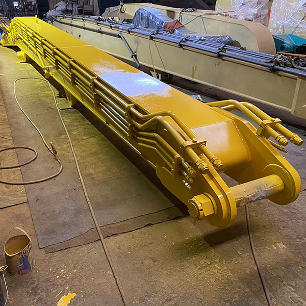 Bras d'excavatrice dédié aux palplanches Sumitomo SH460-A3 de 21,5 m