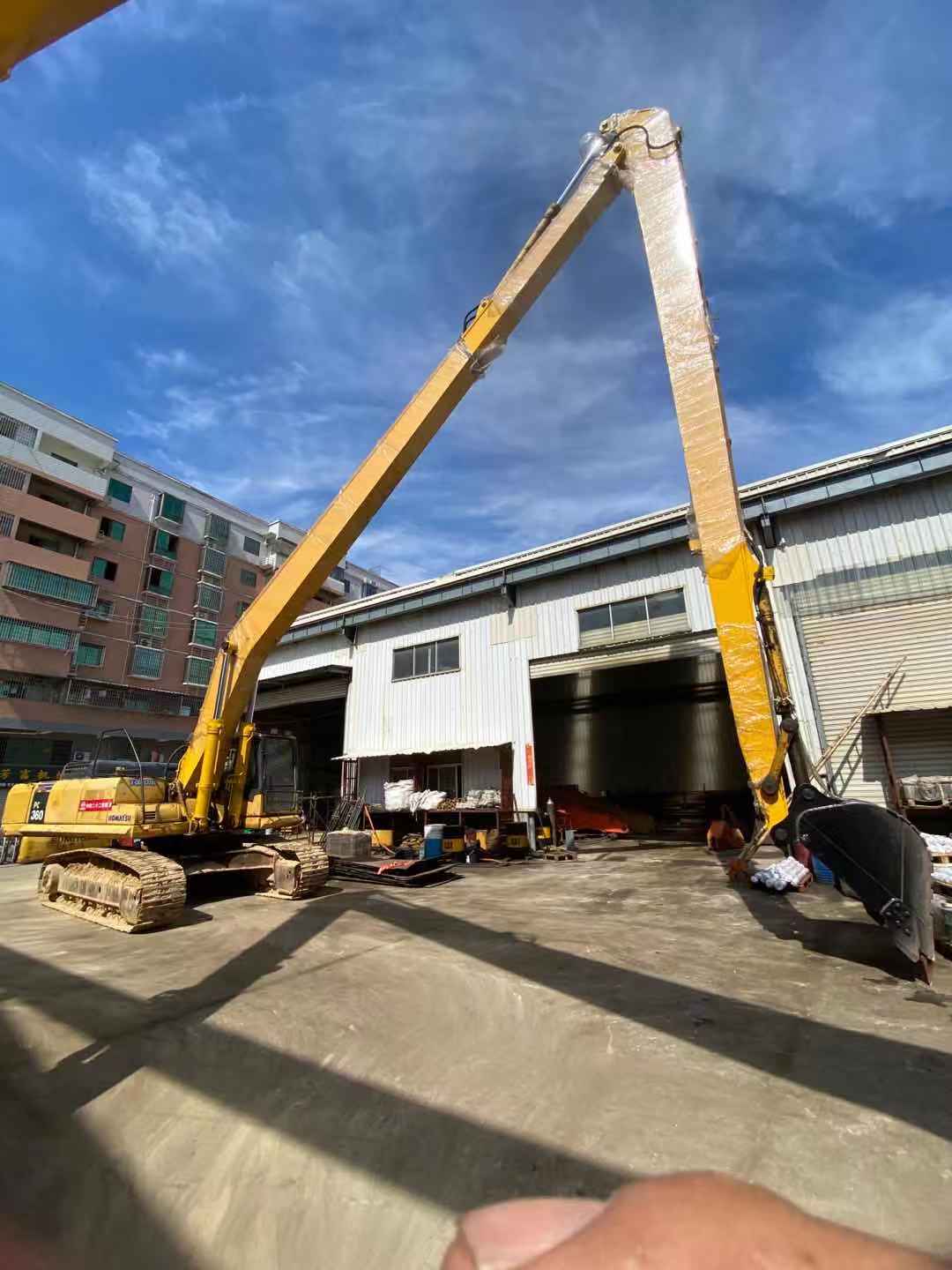 Boom de longue portée d'excavatrice de pièces de machines de construction avec référence client satisfaite