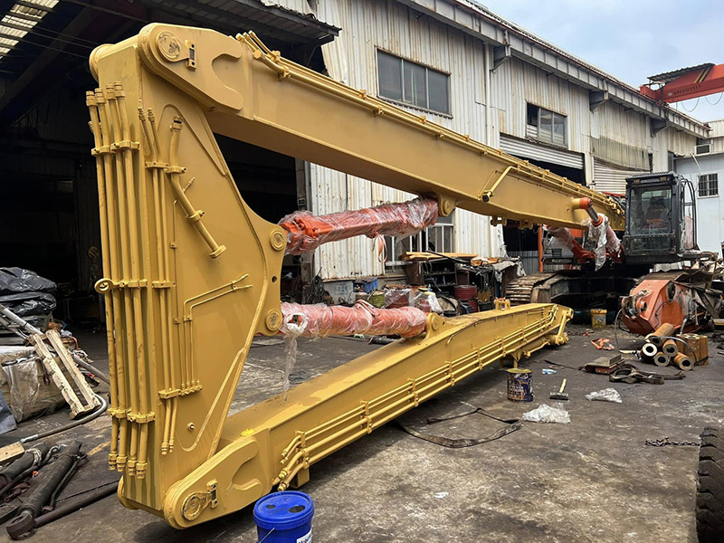 ZX490LCH 3-stage 23.5m high-rise demolition excavator with long arm